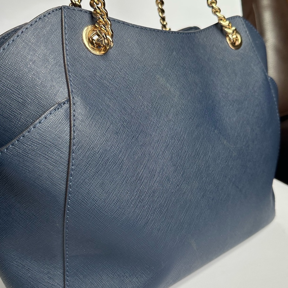 MICHAEL KORS LG CHAIN
SHOULDER TOTE BLUE + WALLET - Picture 13 of 16